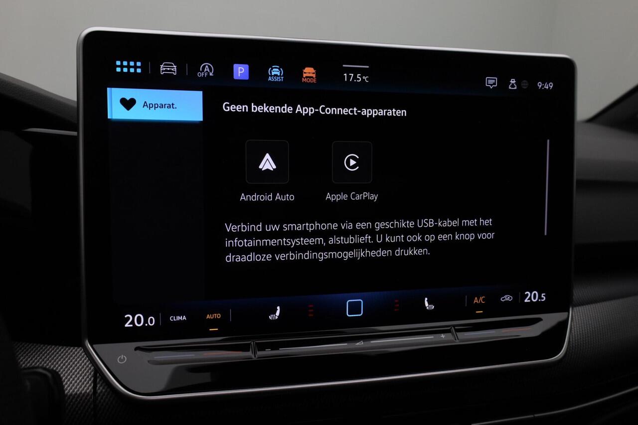 Volkswagen GOLF 1.5 eTSI 150 pk DSG R-Line | Panoramadak | Trekhaak | IQ Light | Harman/Kardon | Head-up display | Stuur-/stoelverwarming