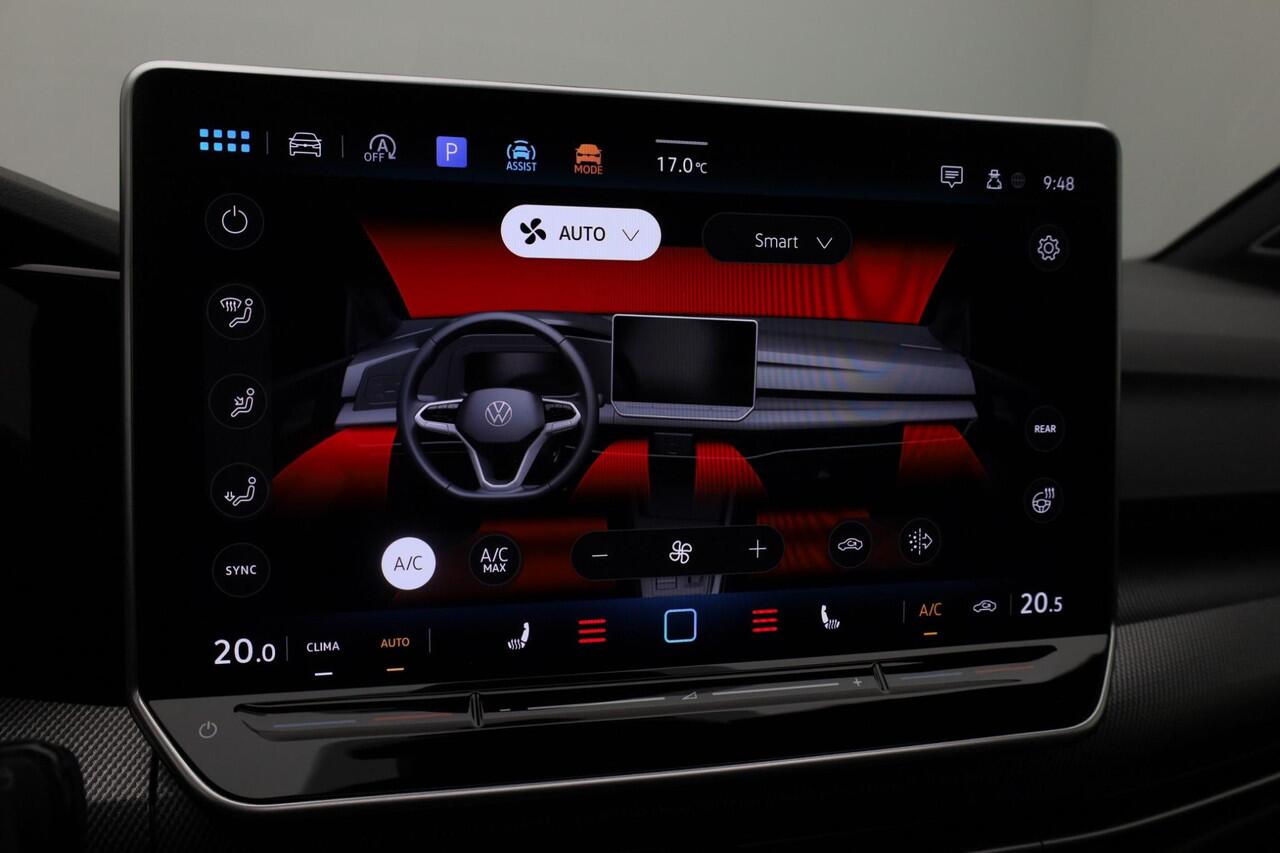 Volkswagen GOLF 1.5 eTSI 150 pk DSG R-Line | Panoramadak | Trekhaak | IQ Light | Harman/Kardon | Head-up display | Stuur-/stoelverwarming