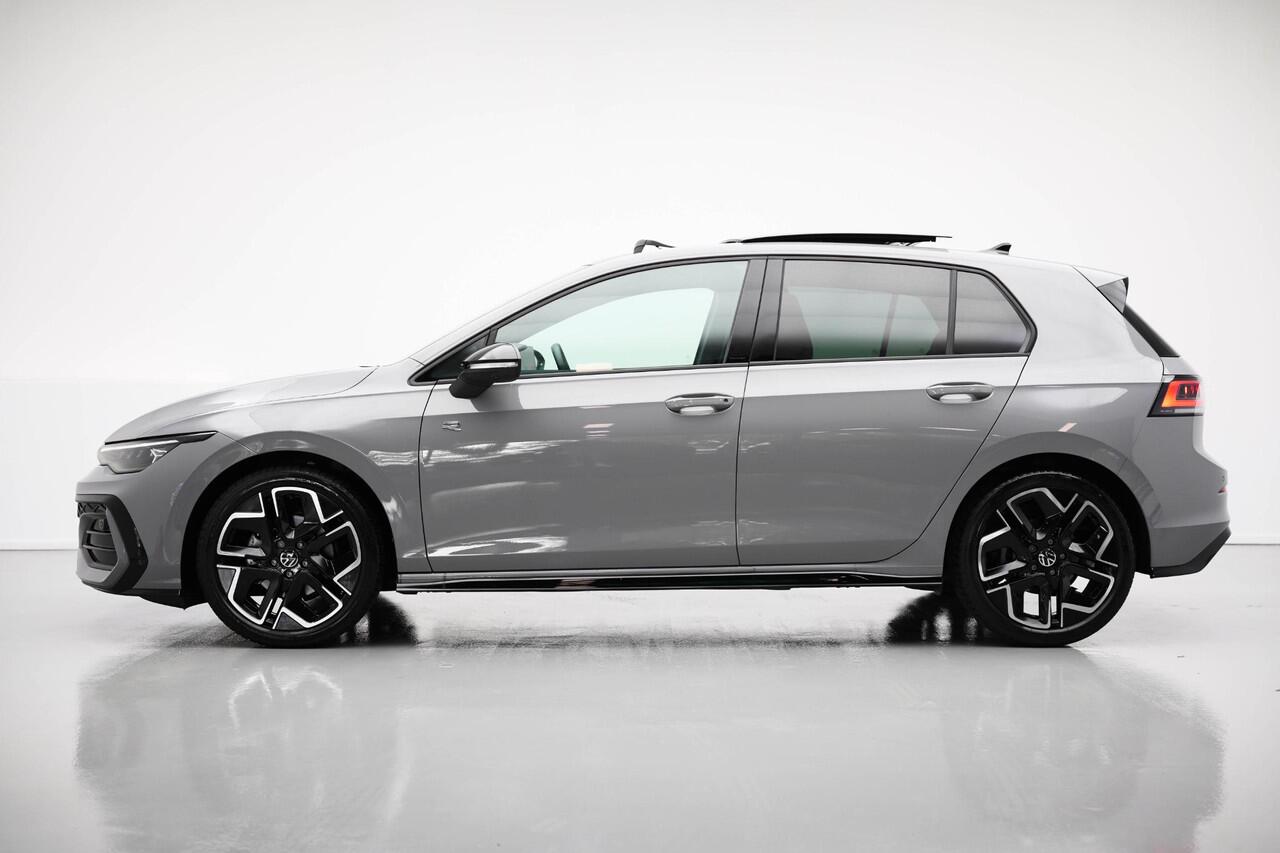 Volkswagen GOLF 1.5 eTSI R-Line Edition |NWE MODEL|Pano|3xR-Line|360Cam|HUD|IQ|