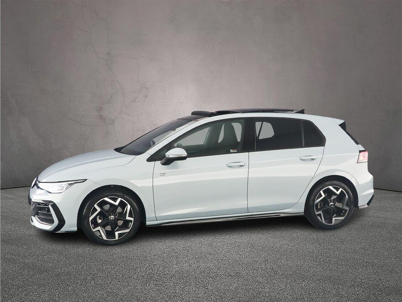 Volkswagen GOLF R-Line Edition 1.5 eTSI 150pk DSG Automaat Panoramadak, Harman Kardon audio, LED matrix koplampen, Adaptive cruise control