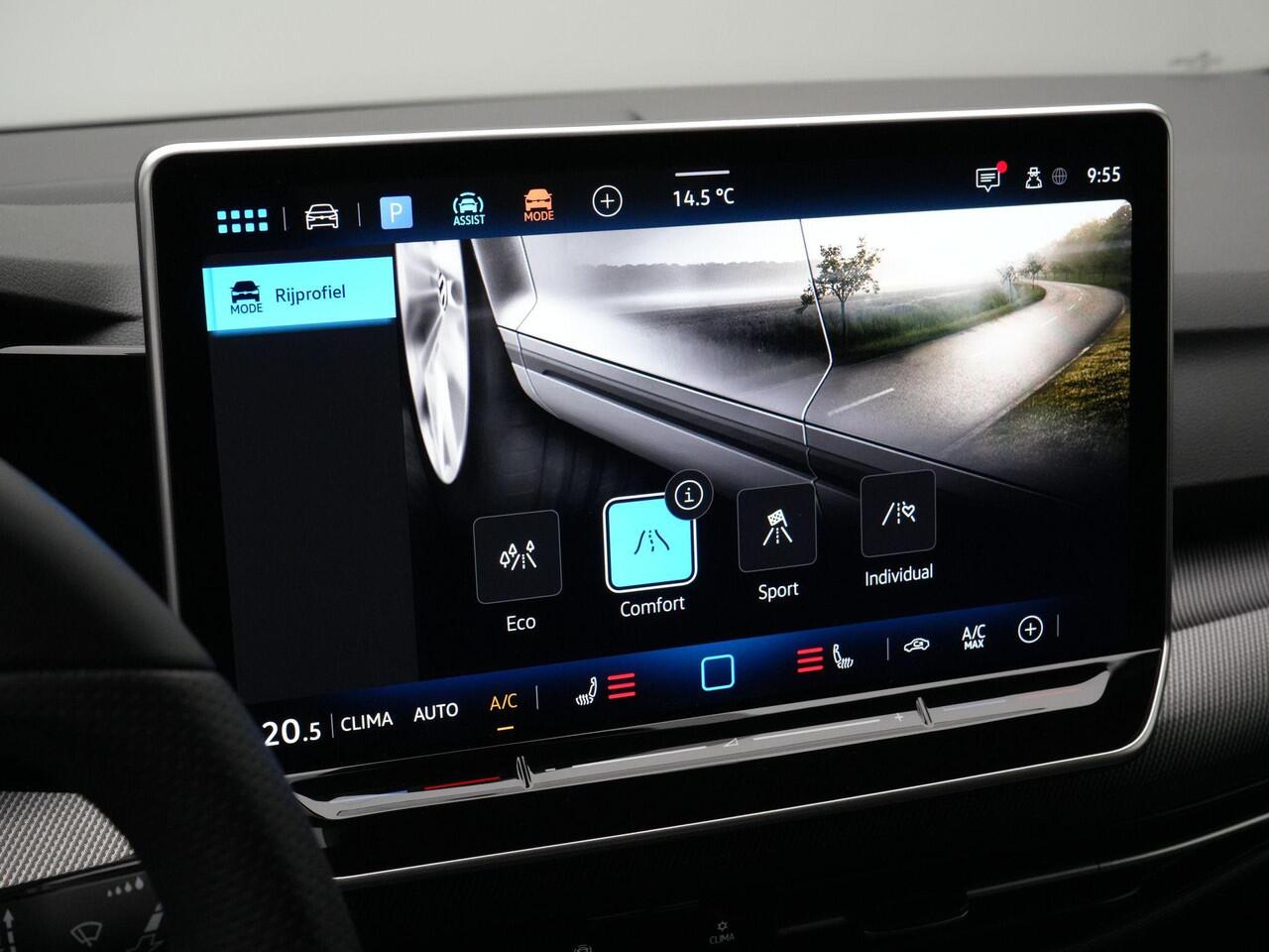 Volkswagen GOLF 1.5 eTSI 115 pk DSG R-Line Edition | LED Plus koplampen | Sportonderstel | Achteruitrijcamera | Adaptive Cruise | Stoel-/stuurverwarming | Carplay