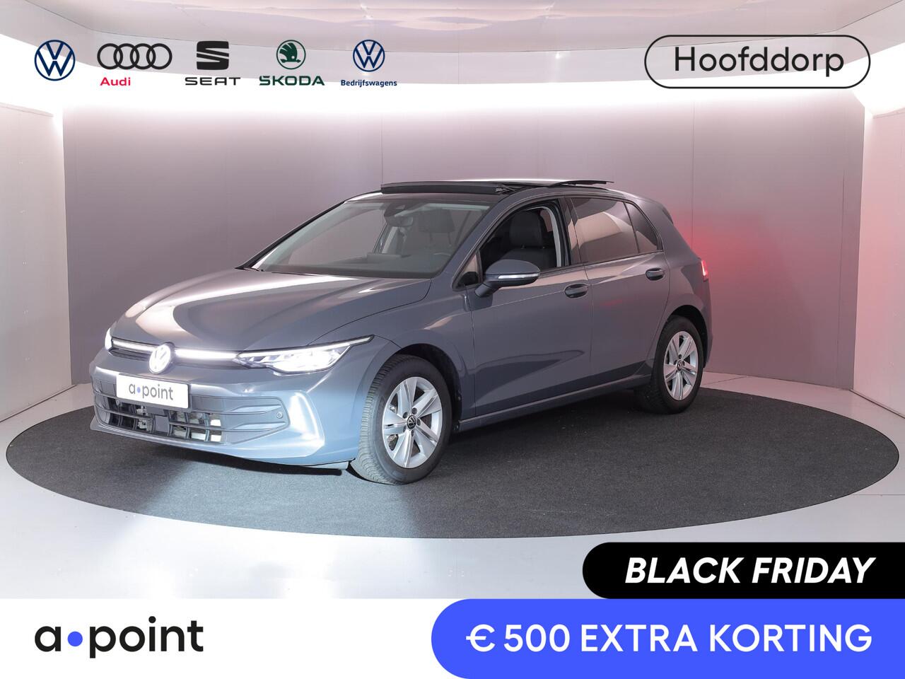 Volkswagen GOLF 1.5 eTSI Life Edition 116 pk Automaat (DSG) | Verlengde garantie | Navigatie via App | Panoramadak | Parkeersensoren | Achteruitrijcamera | Matrix LED koplampen | Stoelverwarming |