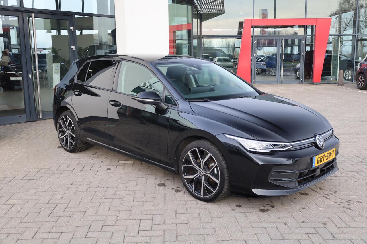 Volkswagen GOLF 1.5 TSI Oranje Edition stoelverwarming 3 zone climatronic achteruitrijcamera 18" LMV NL auto door ons geleverd en onderhouden keyless entry & go 48 maanden 100.000km garantie