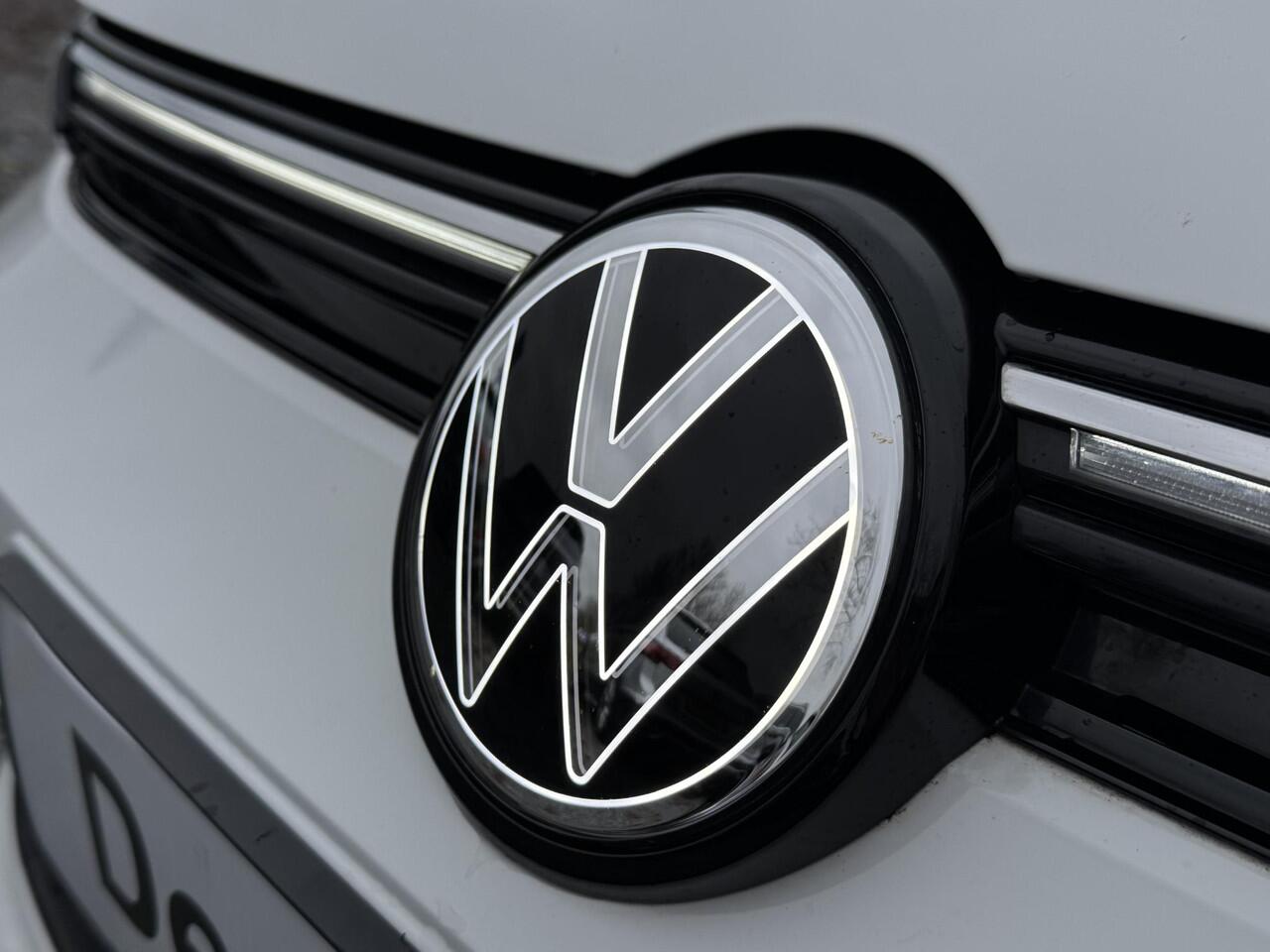 Volkswagen GOLF 1.5 DSG eHybrid Style (grote accu) (5j gar,Camera,Ergo,Navi)