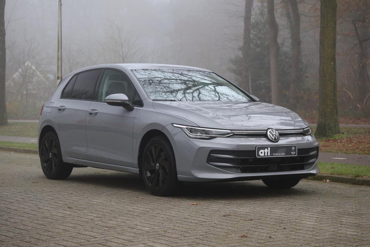Volkswagen GOLF 1.5 eTSI Life Edition AUT | Navigatie | Adaptive Cruise | Keyless | Achteruitrijcamera | LED | Apple Carplay | etc.