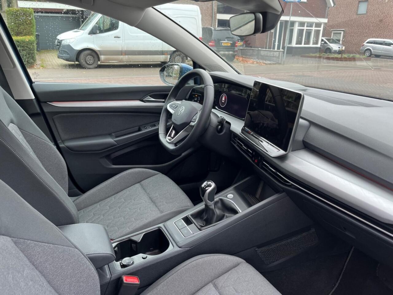 Volkswagen GOLF 1.5 TSI LIFE EDITION / STOEL+STUUR VERW. / NAVI / ADAP. CRUISE / LED / DAB