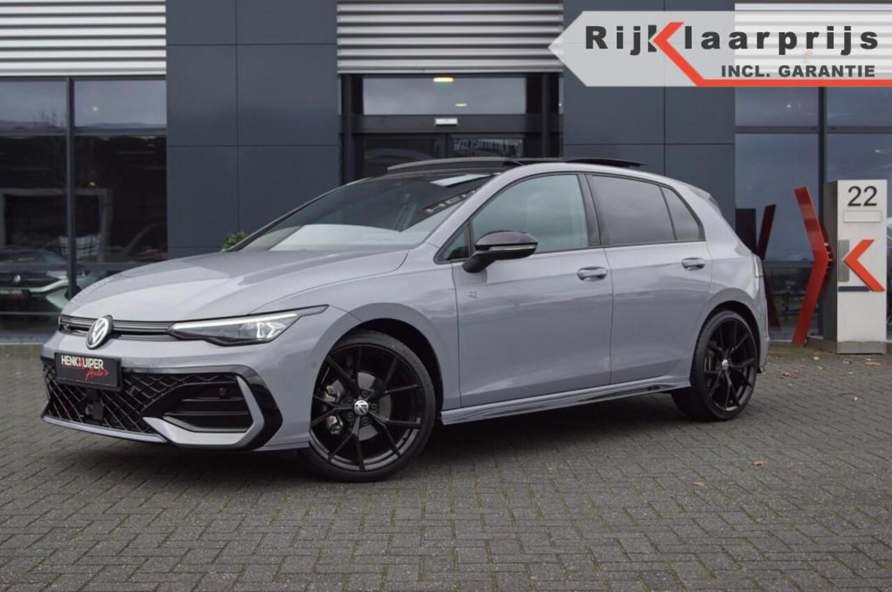 Volkswagen GOLF R-line 1.5 eTSI 150pk DSG facelift Black style/Panodak /Trekhaak wegklb./IQ Matrix LED /Head-up