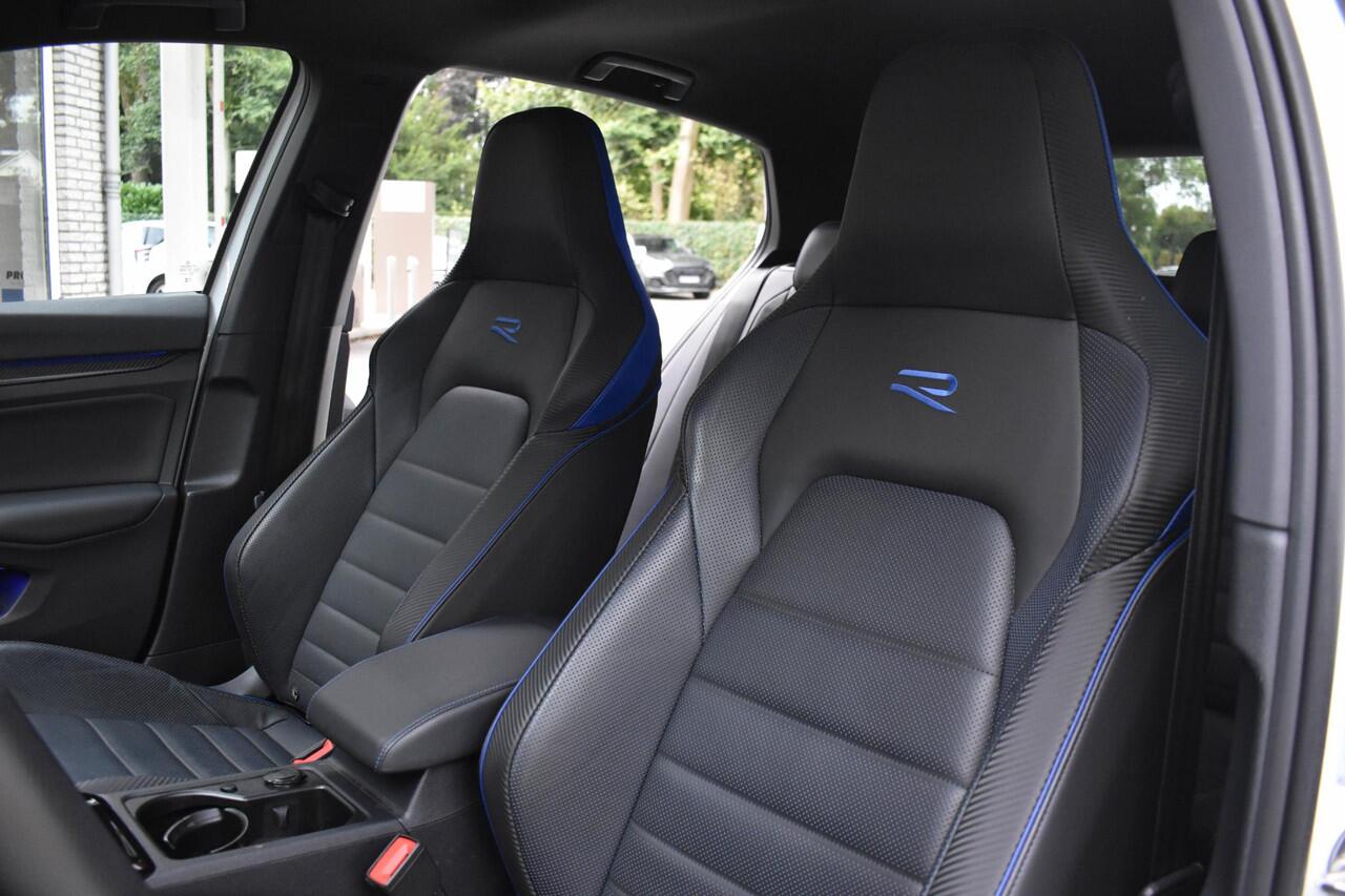 Volkswagen GOLF 2.0 TSI 4Motion R ACTIEPRIJS Performance Akra Pano DCC HUD Harman/K