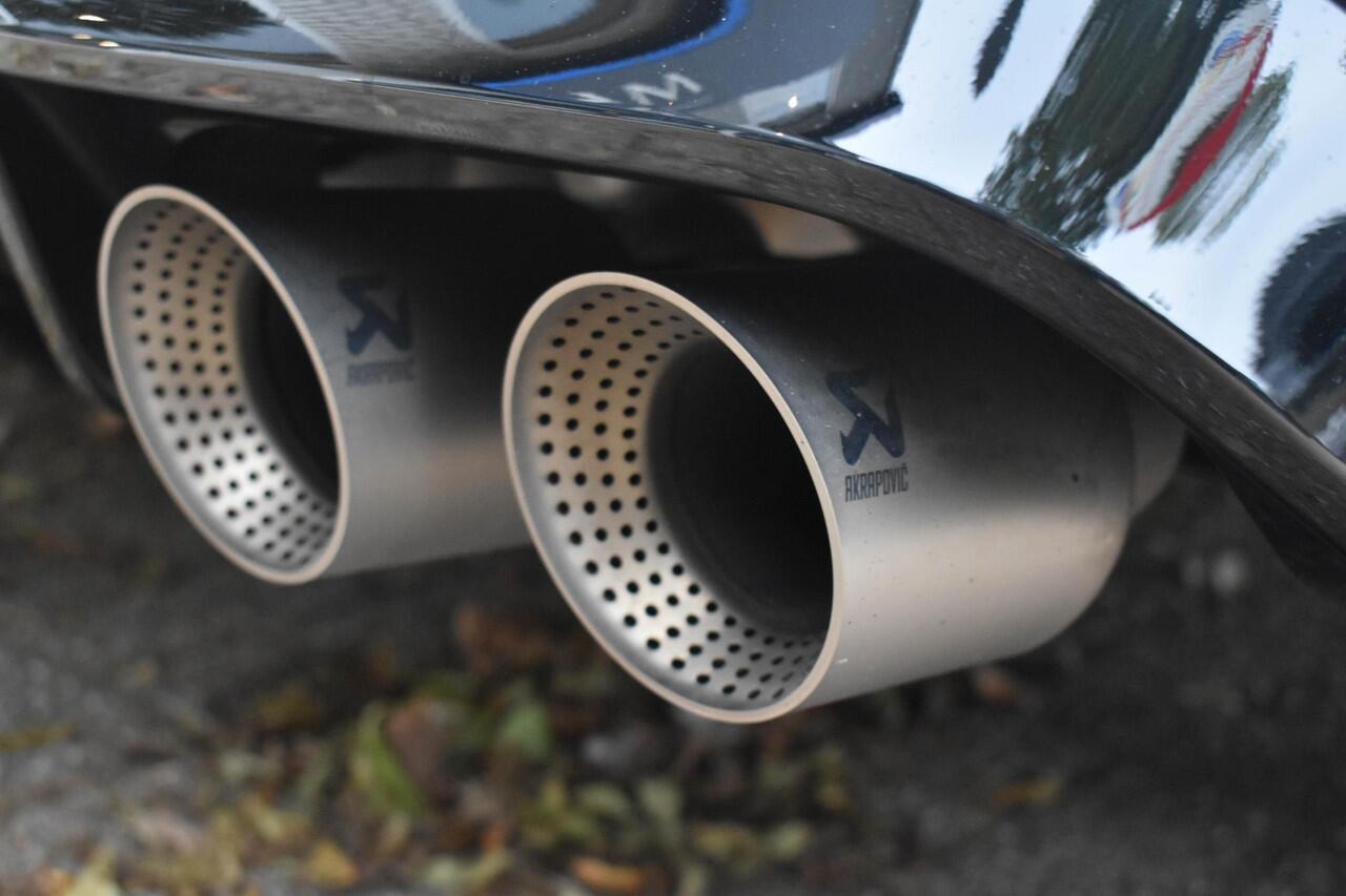 Volkswagen GOLF 2.0 TSI 4Motion R ACTIEPRIJS Performance Akra Pano DCC HUD Harman/K