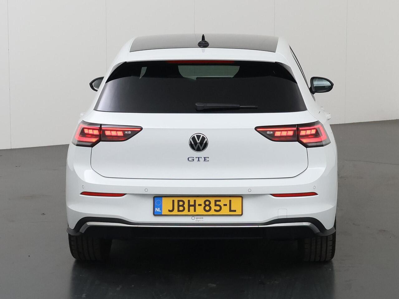 Volkswagen GOLF 1.5 eHybrid GTE | Matrix LED | HUD | 360° Camera | Stoel/Stuurverwarming | Keyless Entry/Go | Apple Carplay/Android Auto |