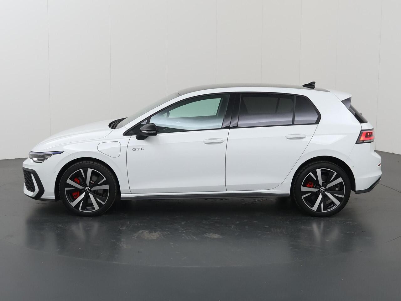 Volkswagen GOLF 1.5 eHybrid GTE | Matrix LED | HUD | 360° Camera | Stoel/Stuurverwarming | Keyless Entry/Go | Apple Carplay/Android Auto |