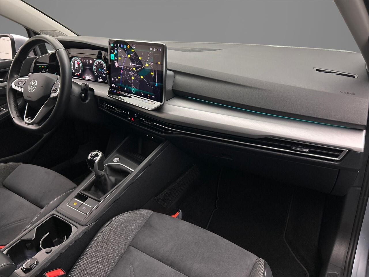 Volkswagen GOLF Variant Life Business 1.5 TSI 115pk Adaptive cruise control, Achteruitrijcamera, Navigatie, Parkeersensoren, App connect, LED koplampen, Airco, DAB, Radio