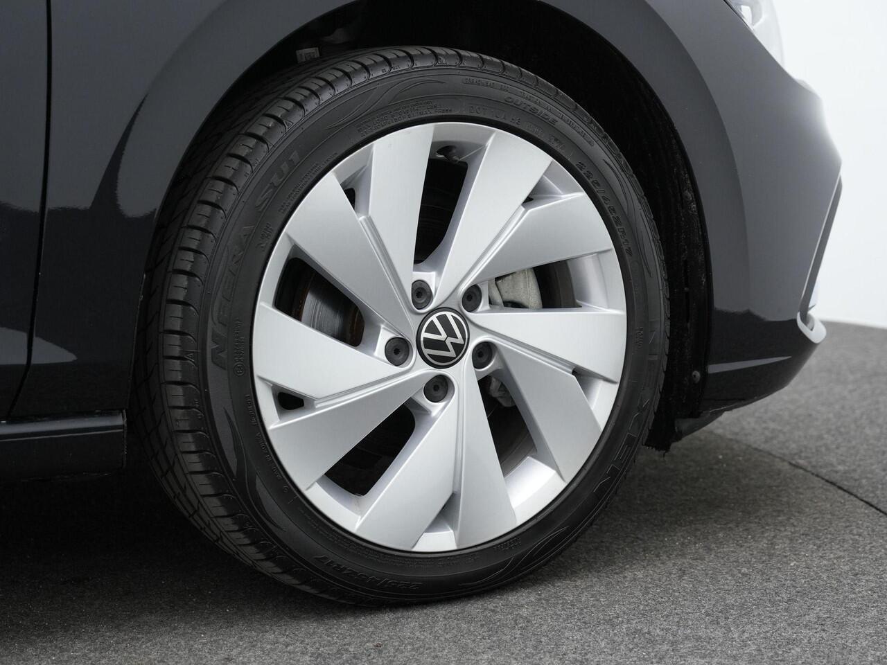 Volkswagen GOLF Variant 1.5 eTSI 130 pk DSG Style | Geheugen-/massagestoel | Adaptive Cruise | Carplay | Parkeersensoren voor/achter