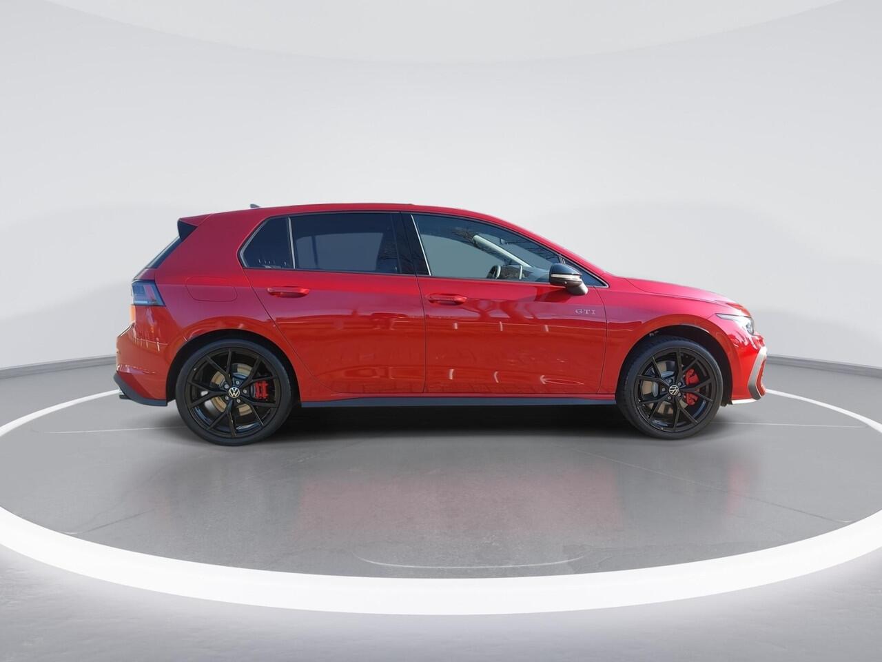 Volkswagen GOLF GTI 2.0 TSI 265 pk 7 versn. DSG · Panoramadak · blackstyle pakket · 19'' Estoril · Assistance pakket plus ·