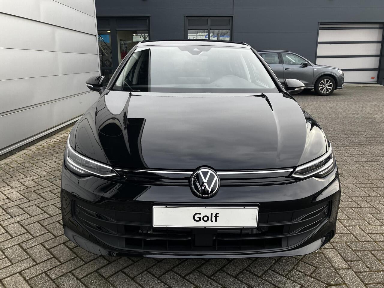 Volkswagen GOLF 8 Life Edition 1.5 eHybrid 150 kW / 204 pk Hatchback 6 versn. DSG | Multimedia pakket |