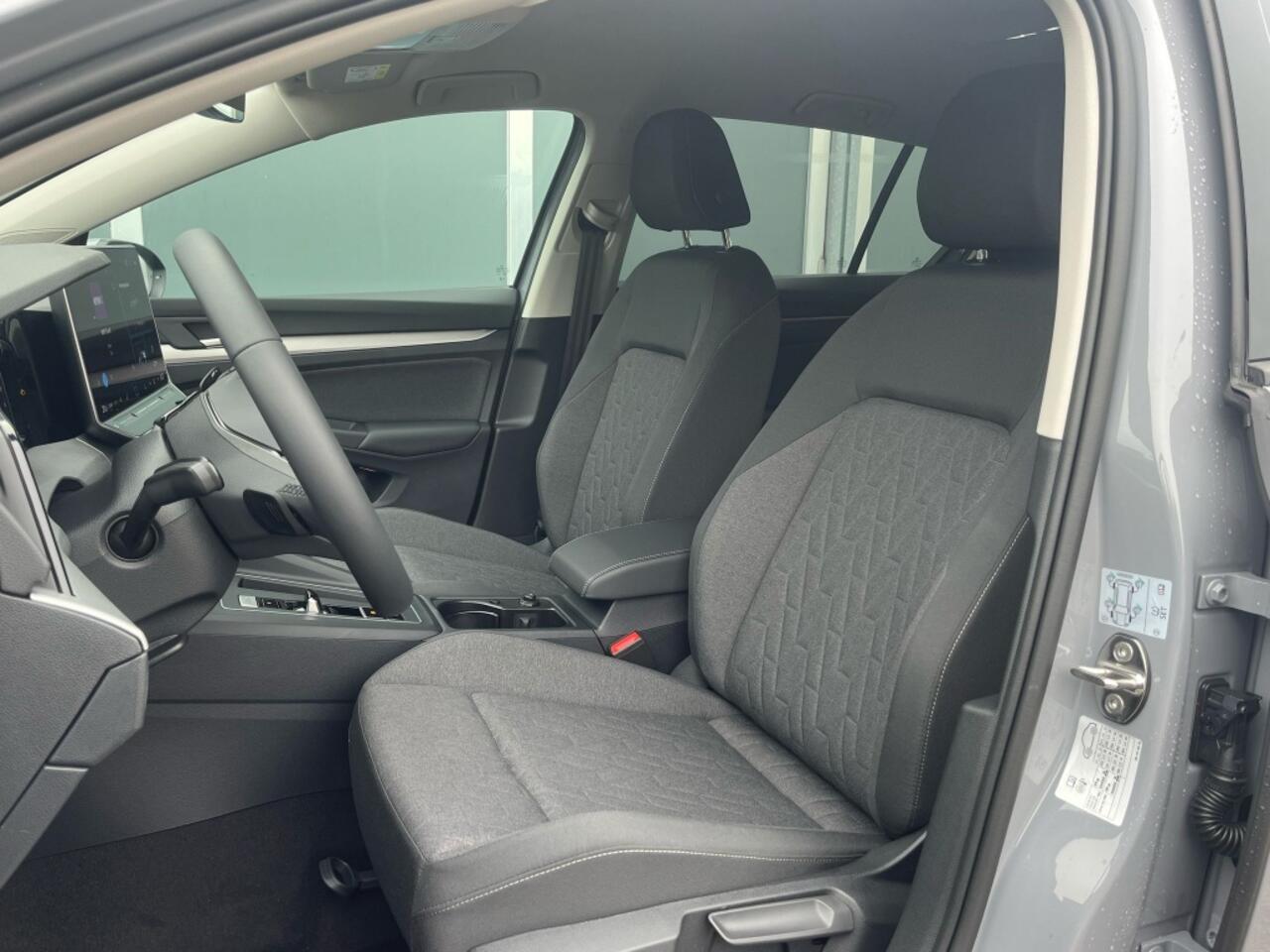 Volkswagen GOLF 1.5 TSI eHybrid 204pk Life Edition | New model | LED Plus | Came