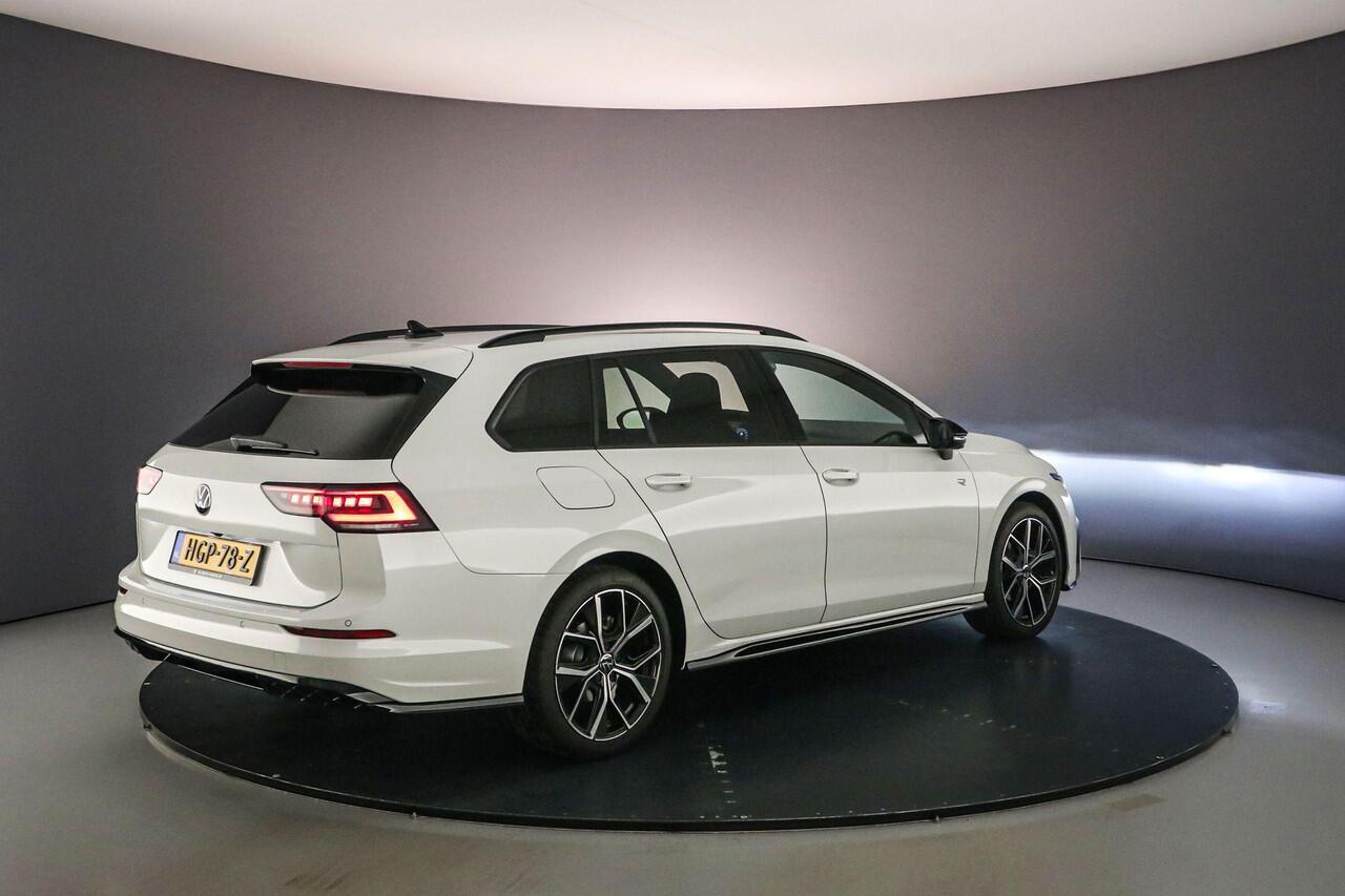 Volkswagen GOLF Variant Life Edition 1.5 eTSI 115pk DSG Automaat Adaptive cruise control, Navigatie, 360 camera, Achteruitrijcamera, Stuurwiel verwarmd, Elektrische achterklep, LED matrix koplampen