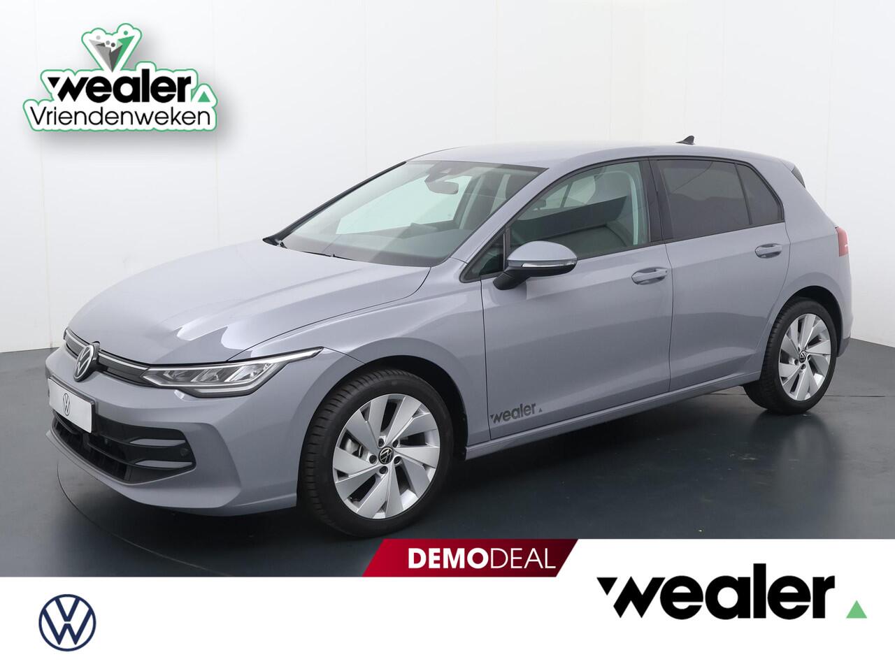 Volkswagen GOLF 8 1.5 eTSI 85kW/116pk DSG Life Edition | Navigatiesysteem | LED verlichting | Achteruitrijcamera | Parkeersensoren voor & achter |
