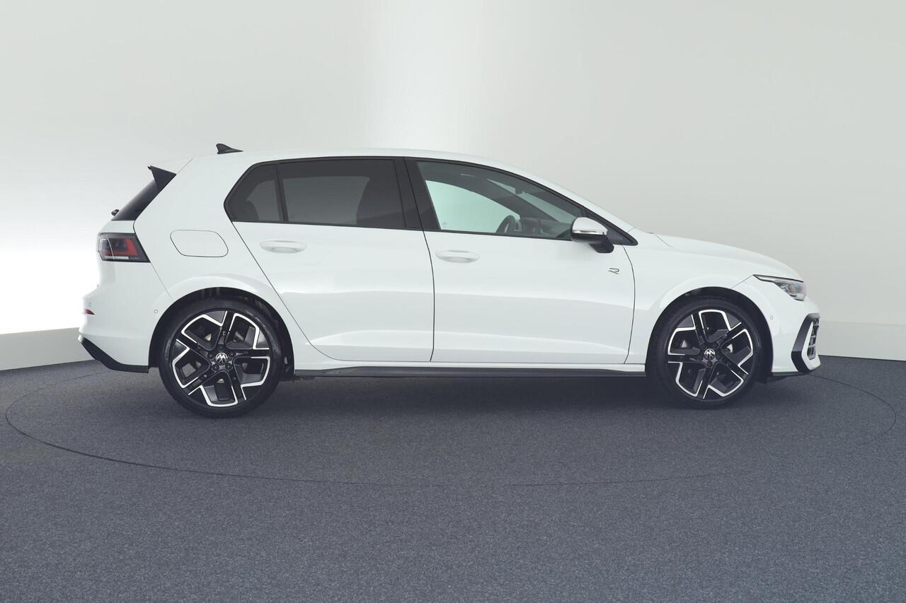 Volkswagen GOLF 8.5 1.5 eTSI 116pk DSG R-Line Edition Camera Keyless Matrix Led Virtual Cockpit Navigatie