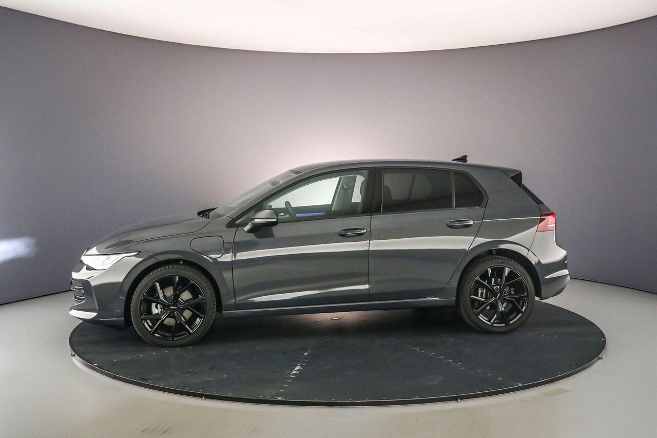 Volkswagen GOLF Life Edition 1.5 TSI eHybrid 204pk DSG Automaat Adaptive cruise control, Navigatie, LED verlichting, Achteruitrijcamera, App connect, Parkeersensoren, Airco, DAB, Radio