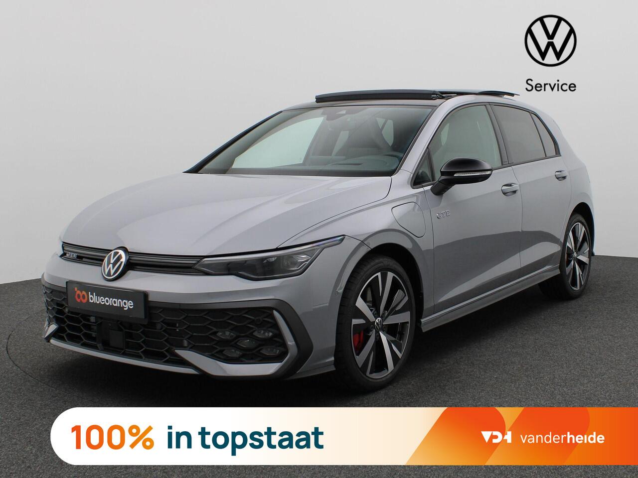 Volkswagen GOLF 1.5 eHybrid GTE 272PK DSG Trekhaak wegklapbaar, Head-up Display, Panoramadak, Area View, 18" Catania LMV, Adaptive Cruise Control, Black Style, Winterpakket, Navigatie