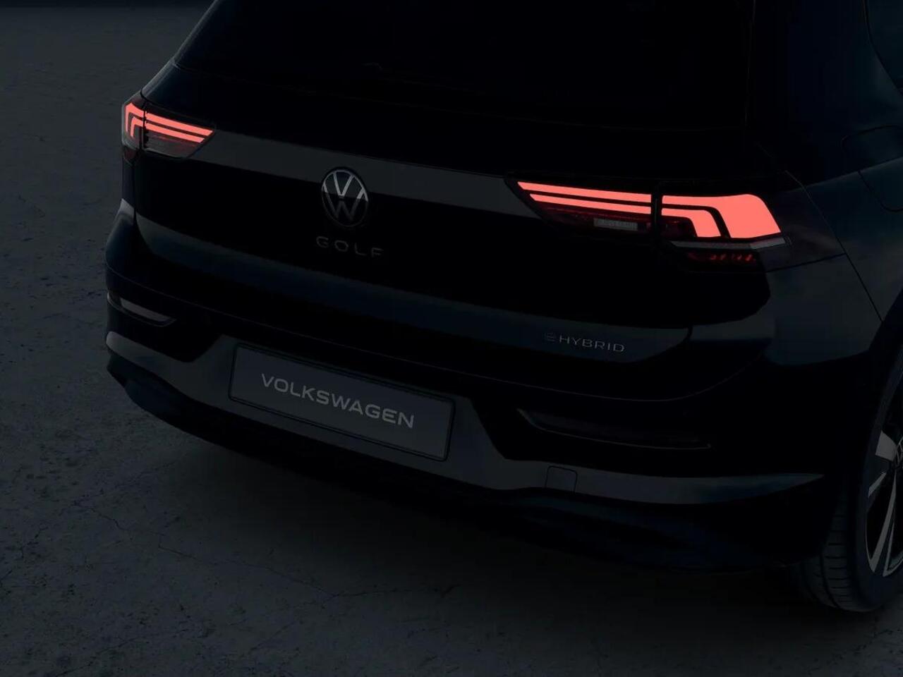 Volkswagen GOLF Life Edition 1.5 eHybrid 150 kW / 204 PK Hatchback