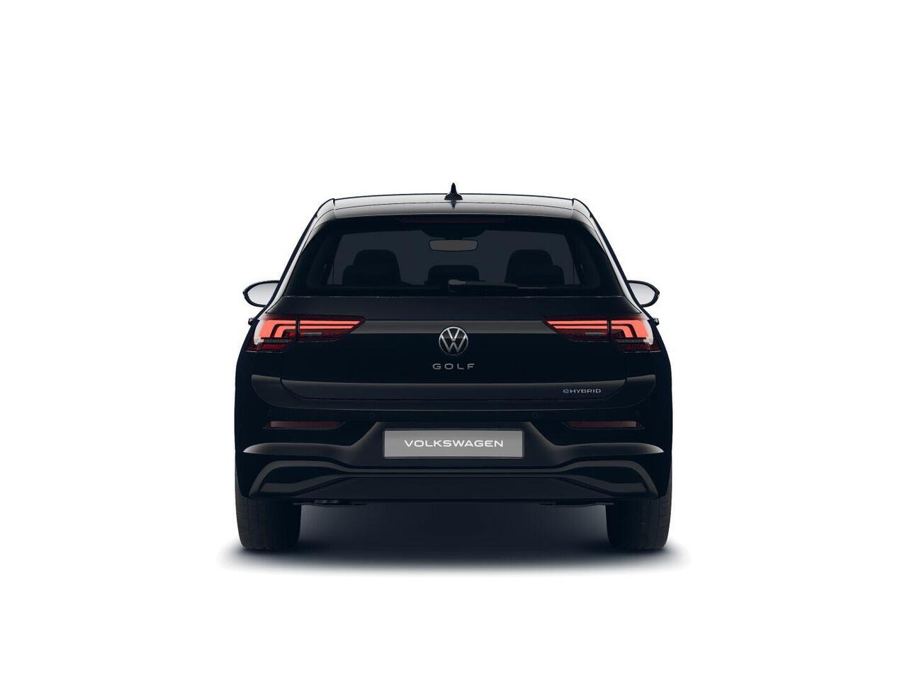 Volkswagen GOLF Life Edition 1.5 eHybrid 150 kW / 204 PK Hatchback Apple Carplay / Android Auto