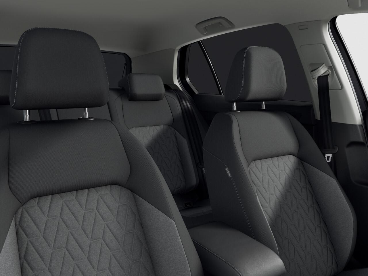 Volkswagen GOLF Life Edition 1.5 eHybrid 150 kW / 204 PK Hatchback Apple Carplay / Android Auto