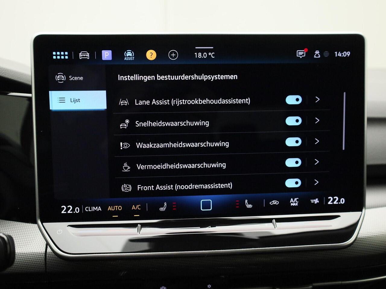 Volkswagen GOLF 1.5eTSI/150PK Style DSG · Navigatie · Camera · Apple/Android Car Play · Stoel- & Stuurverwarming · Garantie tot 06-02-2030 of 100.000km