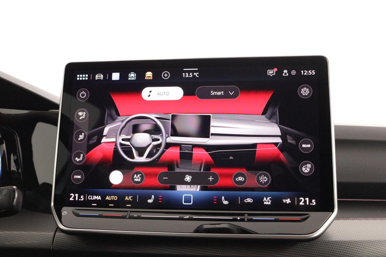 Volkswagen GOLF 1.5 eHybrid 50 Edition | Panodak | Stoelgeheugen | Lichtmetaal | Dealer onderhouden