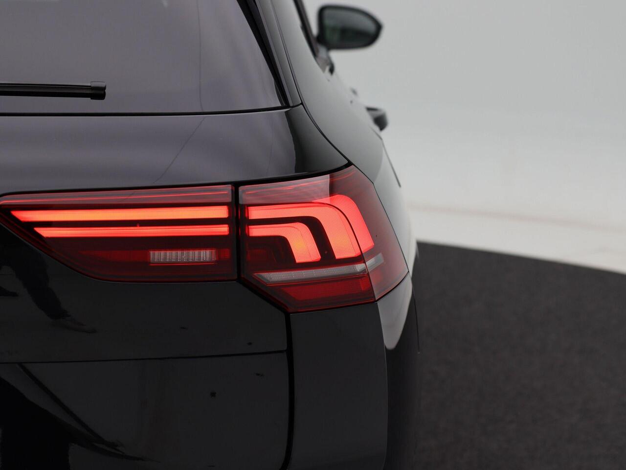 Volkswagen GOLF Life Edition 1.5 TSI 116 pk | Stoel/Stuur Verwarming | Cruise Control Adaptief | Camera |