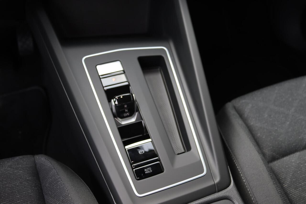 Volkswagen GOLF Variant Life 1.0 eTSI 81 kW / 110 pk Variant 7 versn. DSG