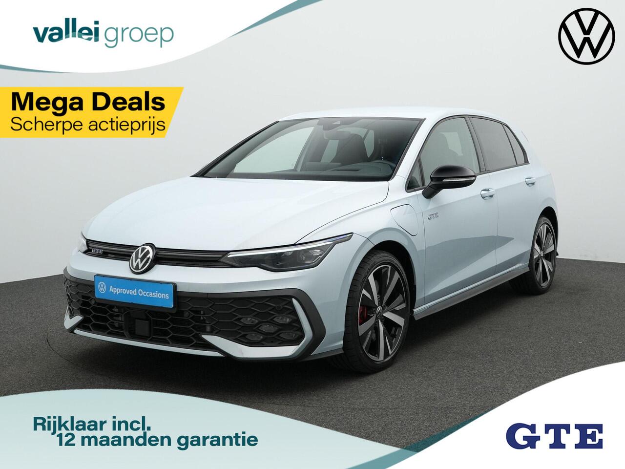 Volkswagen GOLF 1.5 eHybrid 272 pk DSG GTE | Trekhaak | IQ Light | Adaptief onderstel | Head-up display | Stuur-/stoelverwarming