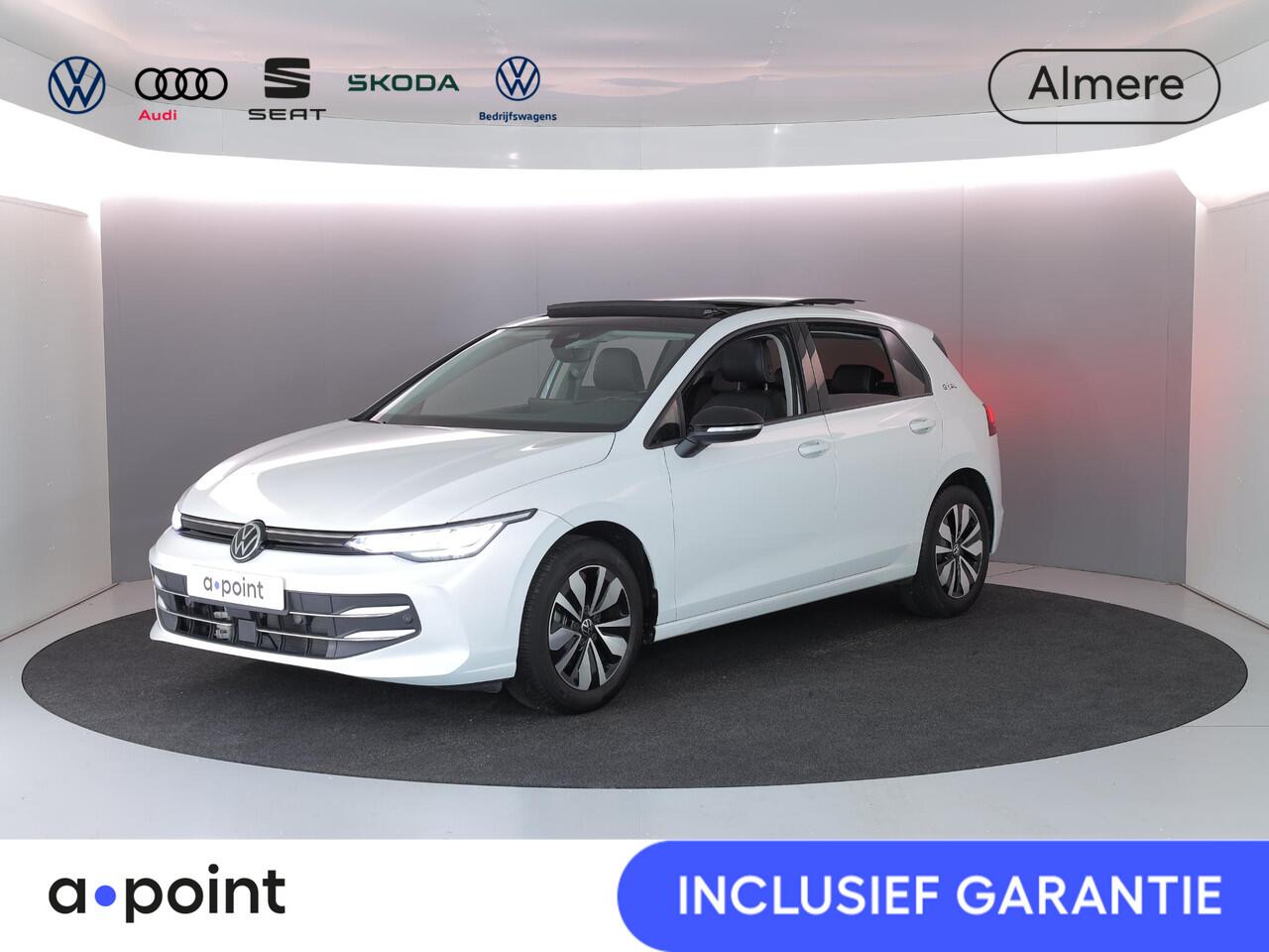 Volkswagen GOLF 1.5 TSI Life Goal 116 pk | Verlengde garantie | Navigatie via App| Panoramadak | Parkeersensoren | Autom. airco (3 zones) | Stoelverwarming |