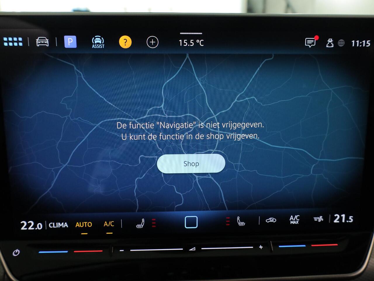 Volkswagen GOLF 1.5 TSI Life Goal 116 pk | Verlengde garantie | Navigatie via App| Panoramadak | Parkeersensoren | Autom. airco (3 zones) | Stoelverwarming |