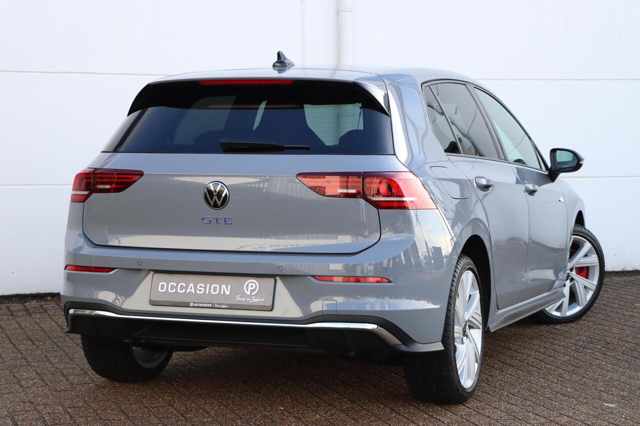 Volkswagen GOLF 1.5 eHybrid GTE 272pk DSG6 | Stuurverwarming | Camera | Carplay | HU Display