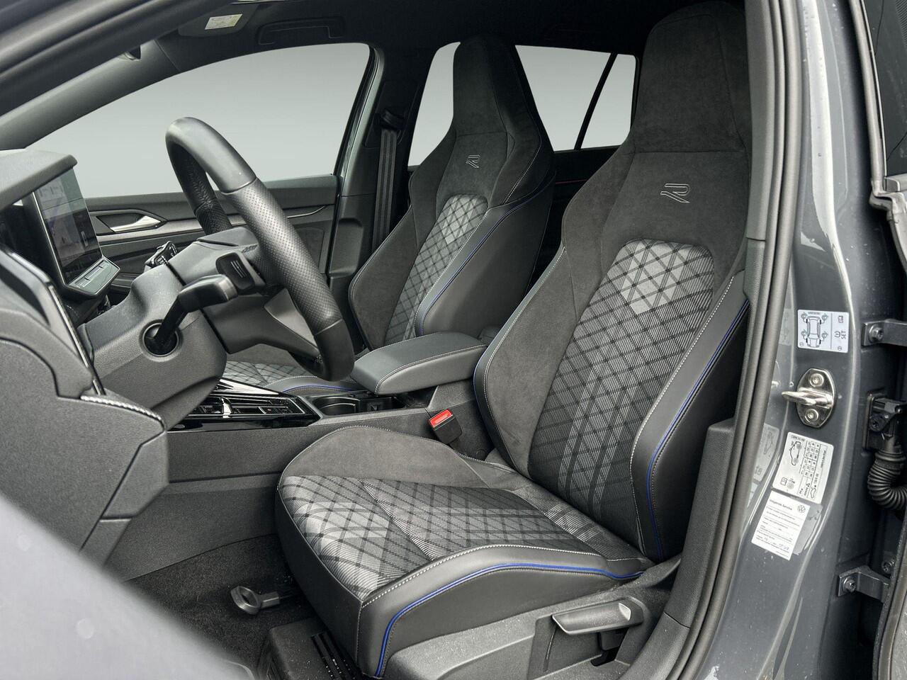 Volkswagen GOLF Variant 1.5 eTSI R-Line Edition 115PK DSG | IQ Led | 360 graden camera | Virtual cockpit | Stoelverwarming |