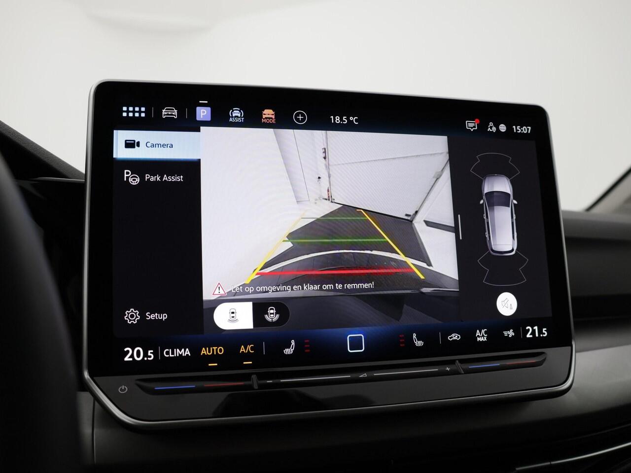 Volkswagen GOLF 1.5 eHybrid 204pk DSG Life Edition · Camera · Apple/Android Car Play · P-Sensoren · Soel&-Stuurverwarming · 18'' Inch · Garantie t/m 16-06-2029 of 100.000km