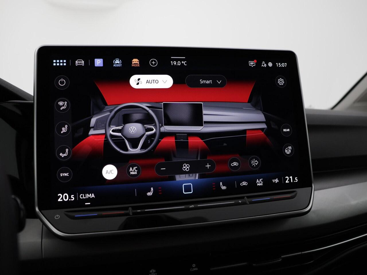 Volkswagen GOLF 1.5 eHybrid 204pk DSG Life Edition · Camera · Apple/Android Car Play · P-Sensoren · Soel&-Stuurverwarming · 18'' Inch · Garantie t/m 16-06-2029 of 100.000km