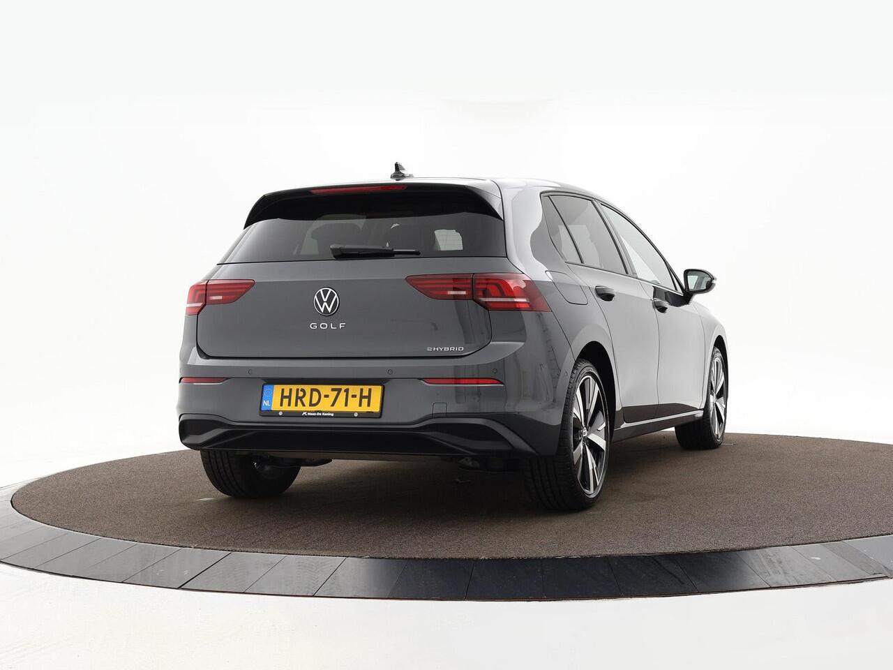 Volkswagen GOLF 1.5 204pk DSG eHybrid Life Edition · Camera · Stoel-&Stuurverwarming · Apple/Android Car Play · 18'' Inch · Garantie t/m 10-06-2029 of 100.000km