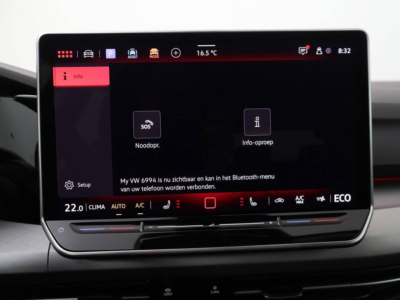 Volkswagen GOLF 8 Life Edition 1.5 eHybrid 150 kW / 204 PK DSG | Stoel- & stuurwielverwarming |