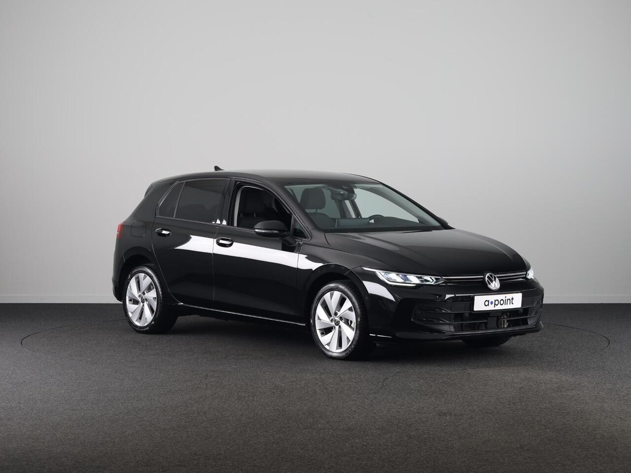 Volkswagen GOLF 1.5 eHybrid Life Edition 204 pk Automaat (DSG) | Verlengde garantie | Navigatie via App | Parkeersensoren (Park assist) | Achteruitrijcamera | Stoelverwarming |