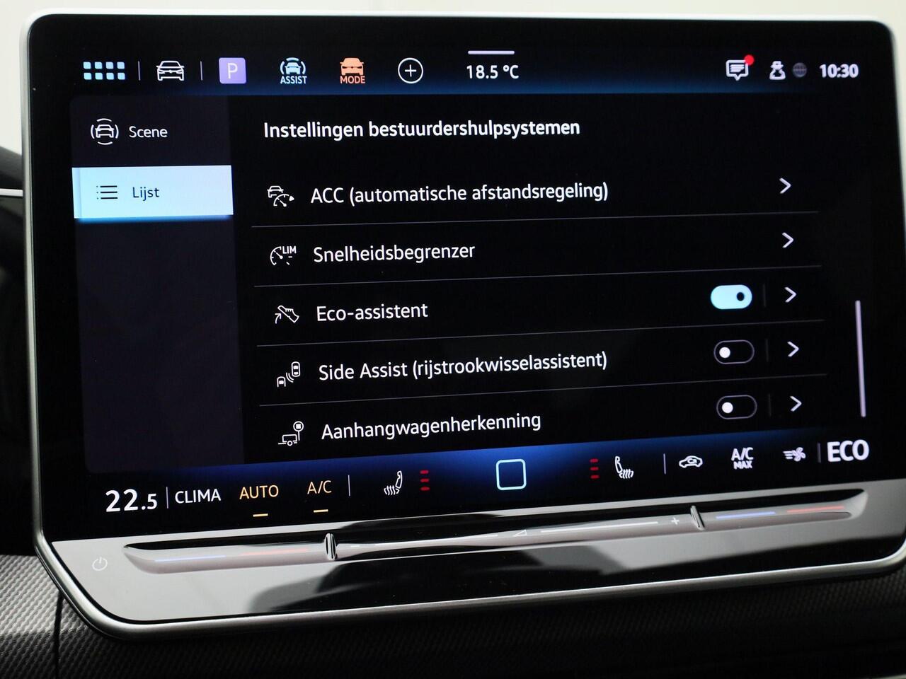 Volkswagen GOLF 1.5eHybrid 200kW/272PK GTE · Panoramadak · Camera + Parkeersensoren · Trekhaak · Garantie tot februari 2030 of 100000km.