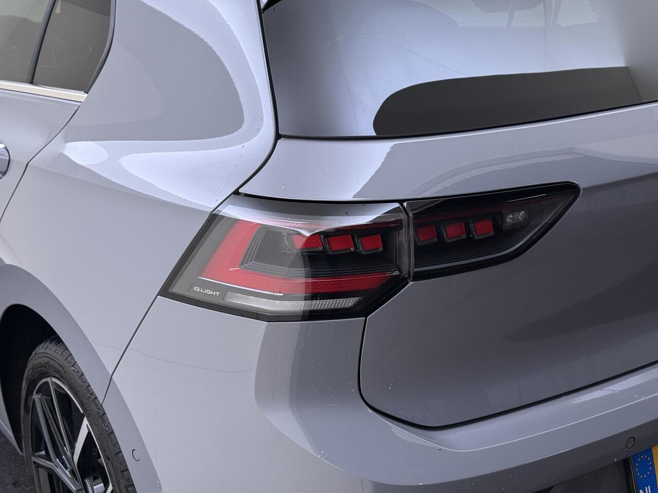 Volkswagen GOLF 1.5 eHybrid Style Edition | Panorama schuif/ kanteldak | LED Matrix | 360 Camera | Stoel & Stuurverwarming