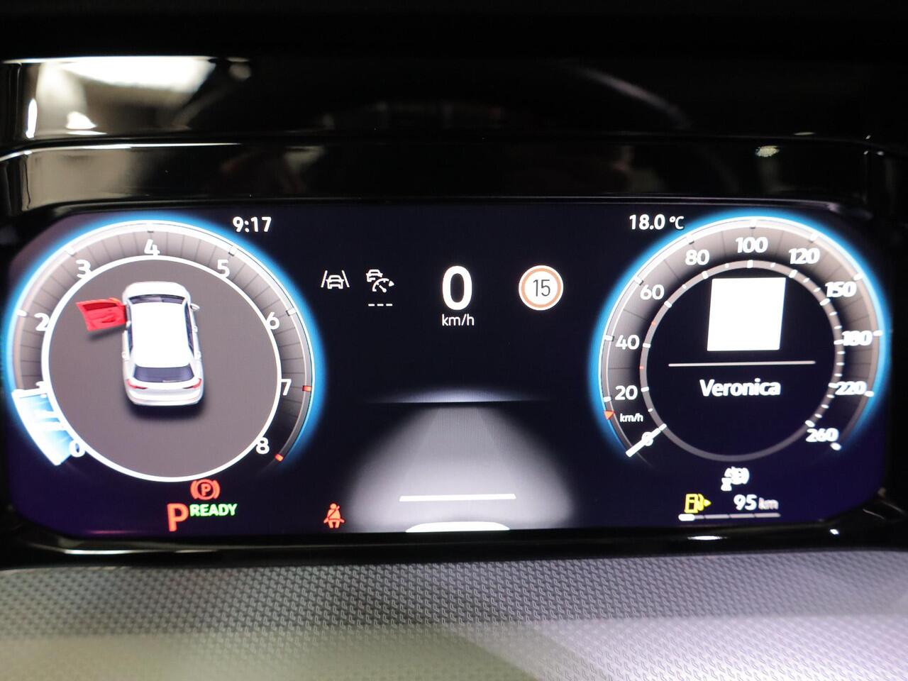 Volkswagen GOLF 1.5 eTSI Life /Goal 115PK DSG | Verlengde garantie | Navigatie | Panorama dak | Matrix koplampen | Stoel- en stuurverwarming |