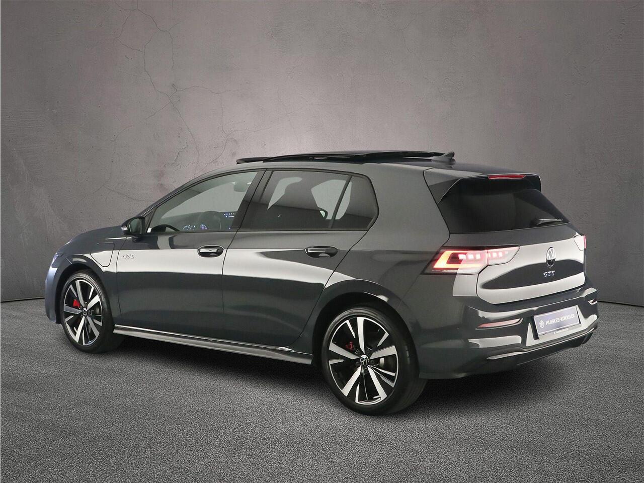 Volkswagen GOLF GTE 1.5 TSI eHybrid 272pk DSG Automaat Trekhaak, 360 camera, Panoramadak, Black Style, Adaptive cruise control, Navigatie, Achteruitrijcamera
