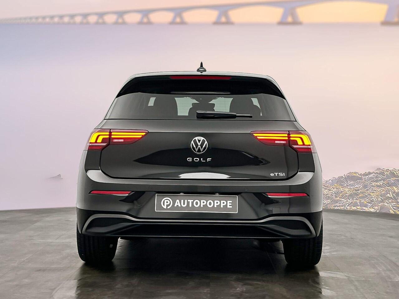 Volkswagen GOLF 1.5 eTSI Life Edition DSG7 116pk Volkswagen Golf Life Edition 1.5 eTSI 85 kW / 116 pk Hatchback 7 v