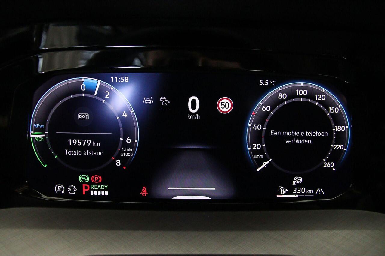 Volkswagen GOLF Life Edition 1.5 TSI eHybrid 204pk DSG Automaat Adaptive cruise control, Achteruitrijcamera, LED koplampen, Stuurwiel verwarmd, Parkeersensoren