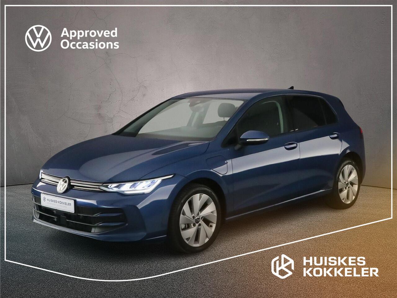 Volkswagen GOLF Life Edition 1.5 TSI eHybrid 204pk DSG Automaat Adaptive cruise control, Achteruitrijcamera, Stuurwiel verwarmd, App connect, Parkeersensoren, LED koplampen