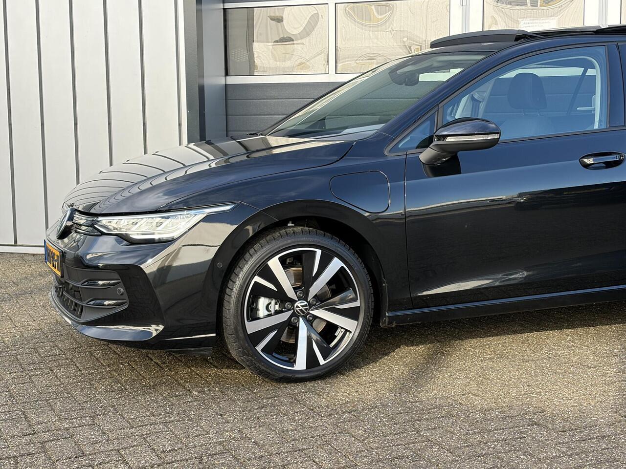 Volkswagen GOLF 1.5 eHybrid Life Edition | Pano | LED | Camera | Parkeer sensoren |